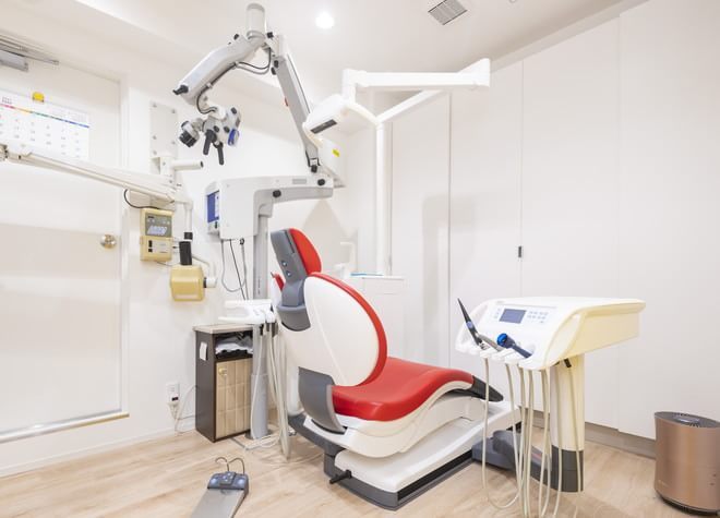 東京駅（京橋駅）徒歩2分の歯医者、精密根管治療、村岡歯科医院のマイクロスコープ精密治療