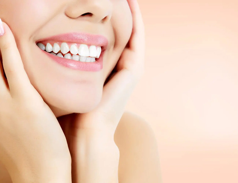 東京駅（京橋駅）徒歩2分の歯医者、精密根管治療、村岡歯科医院の補綴治療（詰め物・被せ物）